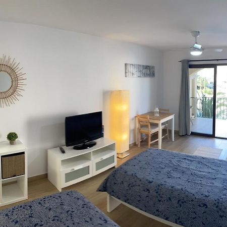 Castle Harbour Los Cristianos Beautiful Studio With Pool View ภายนอก รูปภาพ