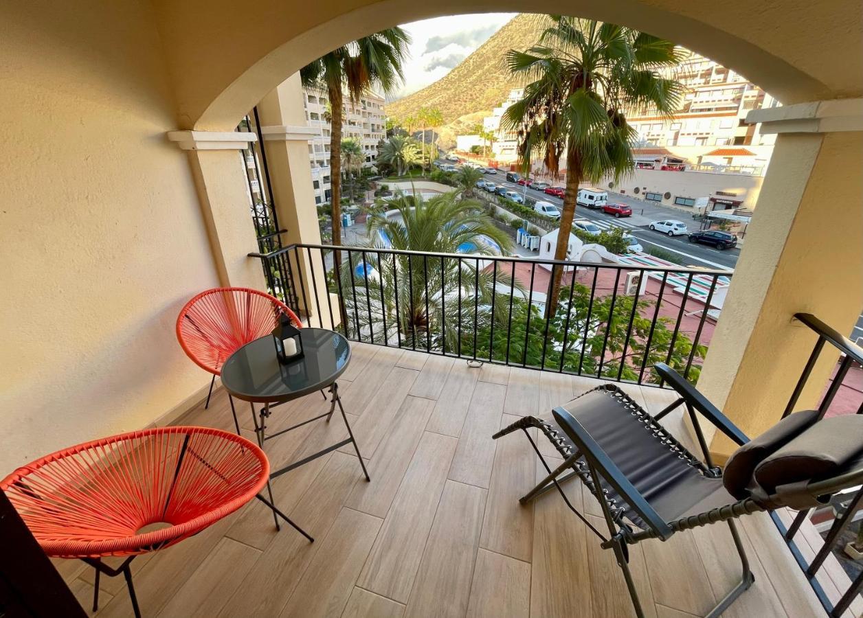 Castle Harbour Los Cristianos Beautiful Studio With Pool View ภายนอก รูปภาพ